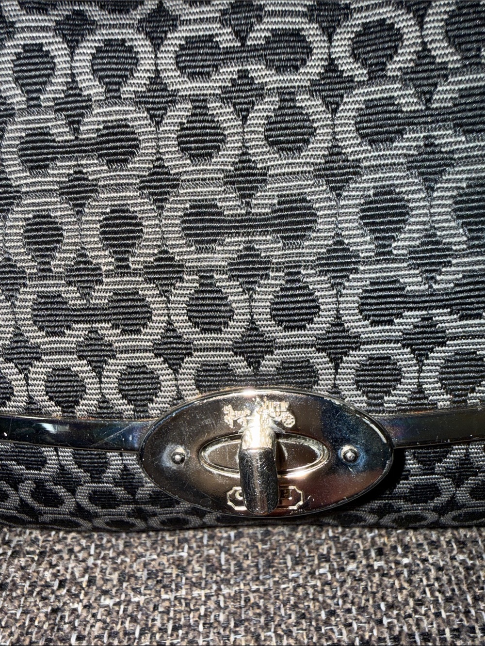 COACH Madison Needlepoint Op Art Grey/ Black Canvas Shoulder Bag #25215 - Picture 4 of 10
